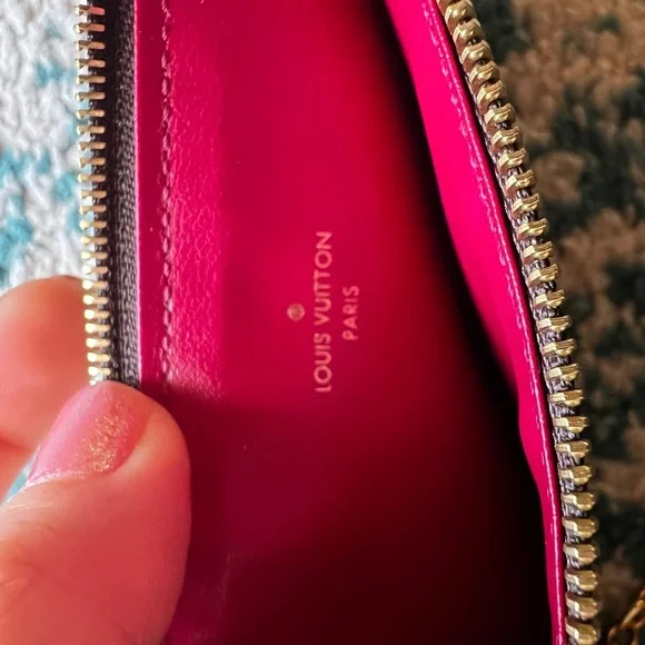 Louis Vuitton Monogram Pochette Félicie - Brown/Gold - Picture 10 of 16